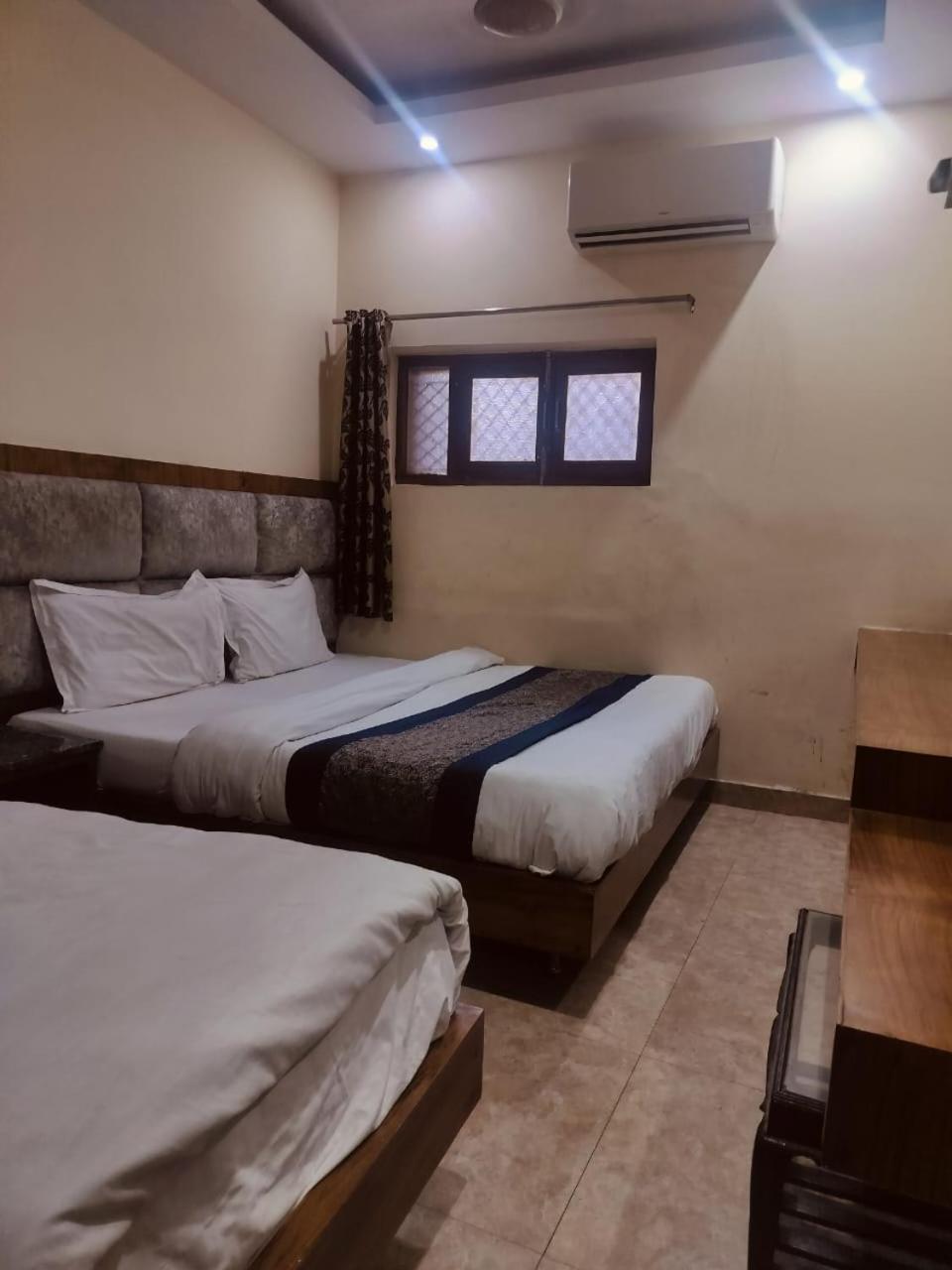 Hotel India Continental Dillí Exteriér fotografie